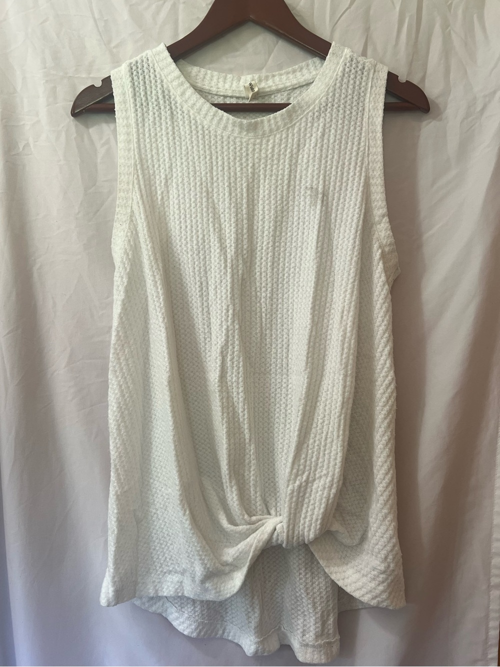 Wishlist White Textured Knot-Front Tank